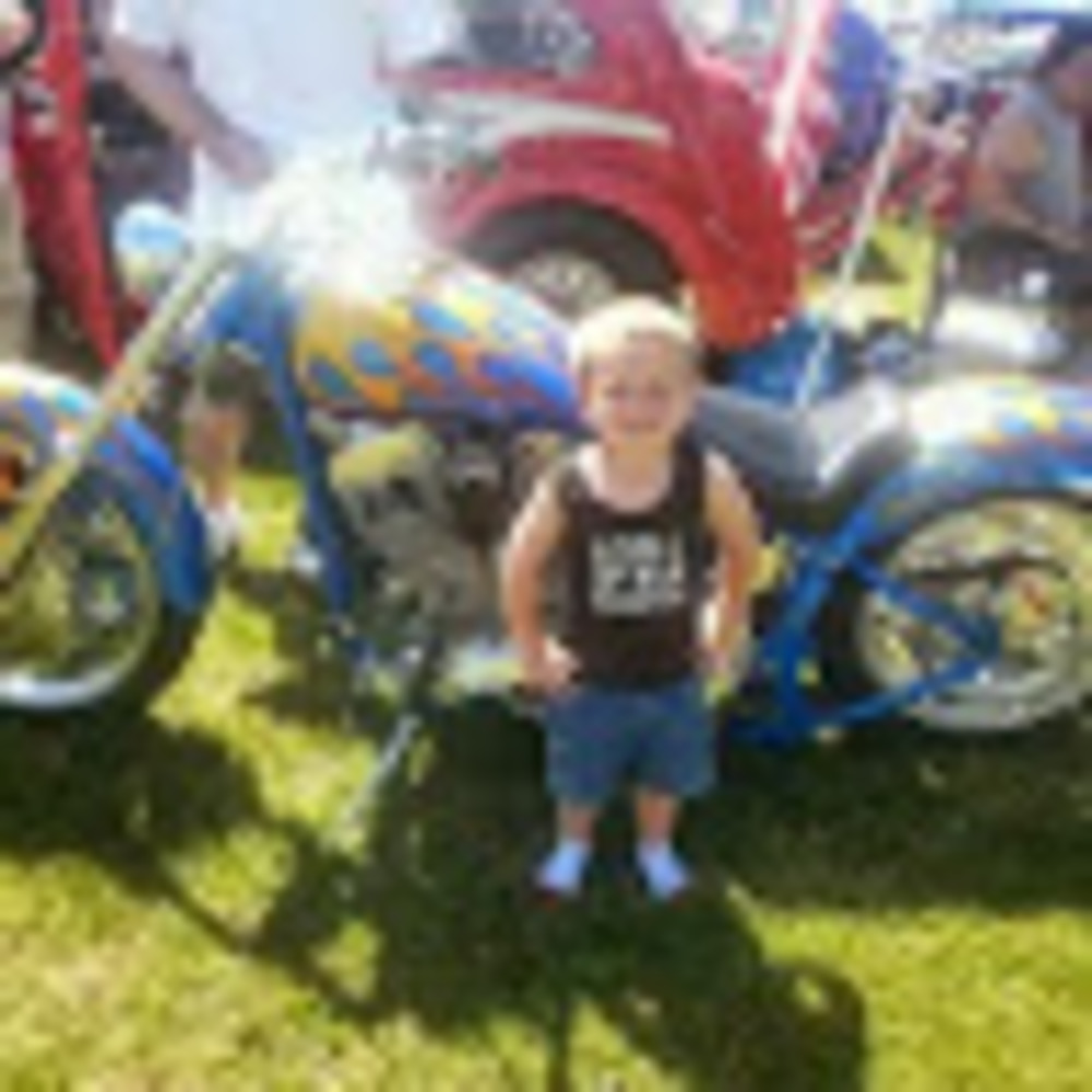 Meet your Posher, Clara